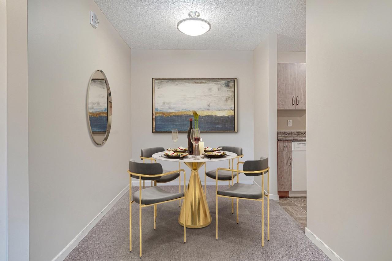 St. Charles Place - Photo 7 of 10