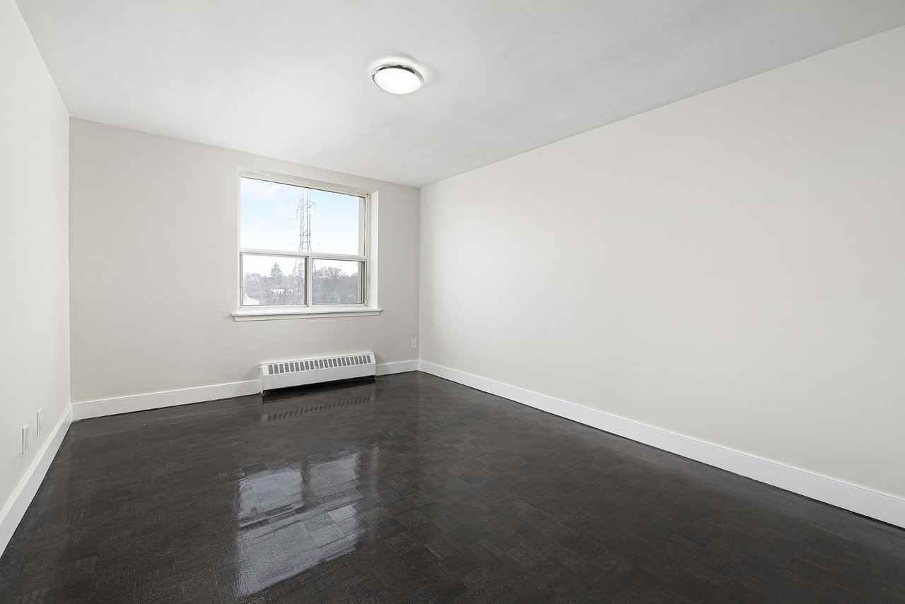 70 Rexdale Blvd - Photo 7 of 14