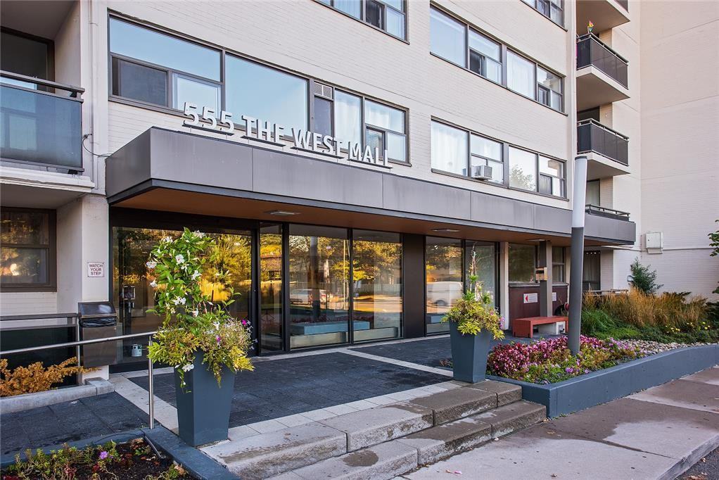 555 The West Mall - Photo 7 of 10