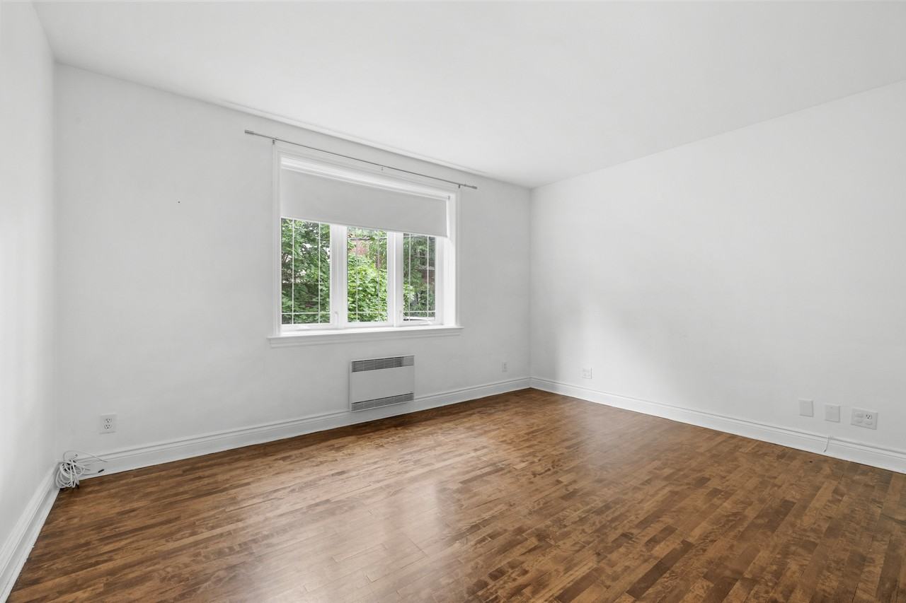 4683 Bonavista - Photo 6 of 14