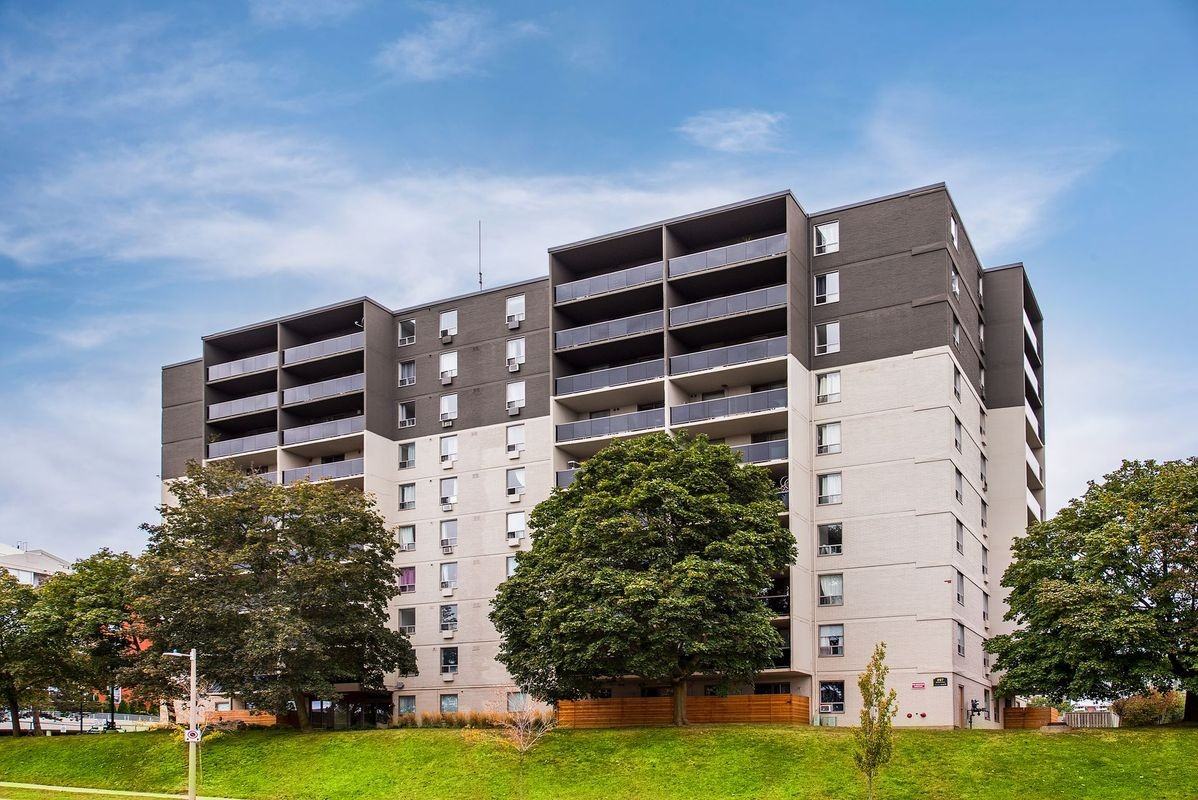 297 Queens Ave - Photo 3 of 17