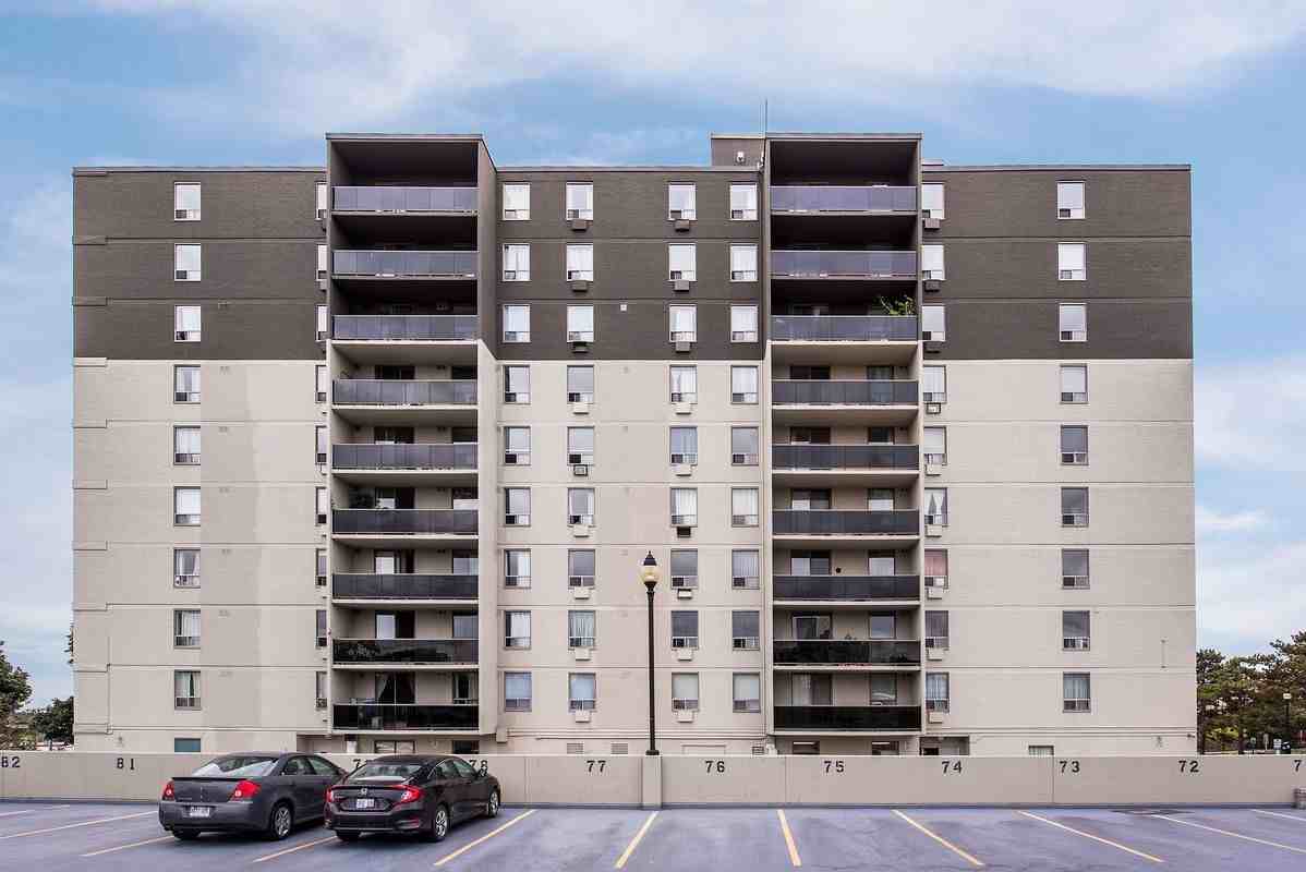 297 Queens Ave - Photo 4 of 17