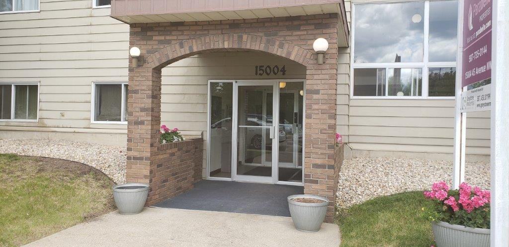 Terwillegar Park Manor - Photo 5 of 38