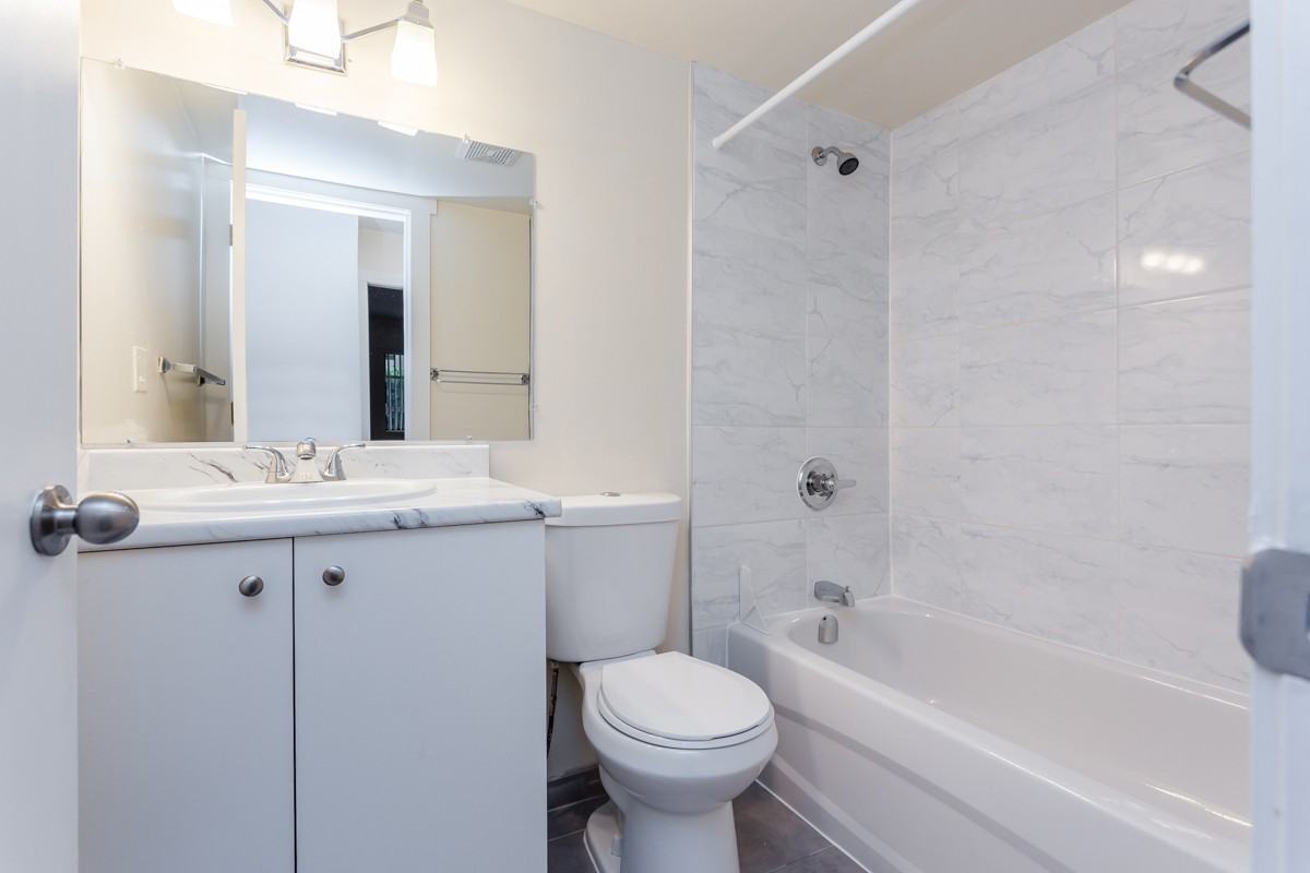 Harwood Apartments - Photo 3 of 9