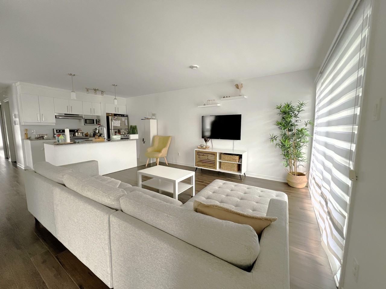 Liverpool / Amsterdam - Photo 3 of 8