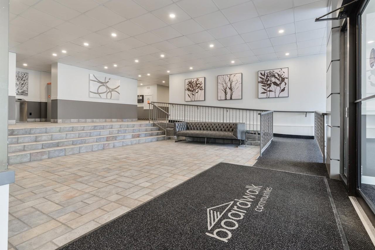 Viking Arms - Photo 2 of 34