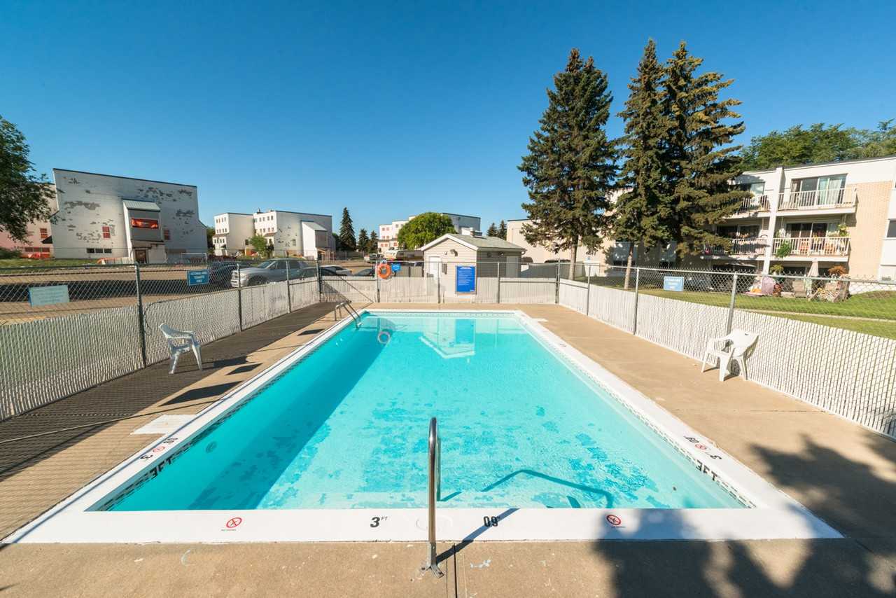 Victorian Arms - Photo 7 of 10