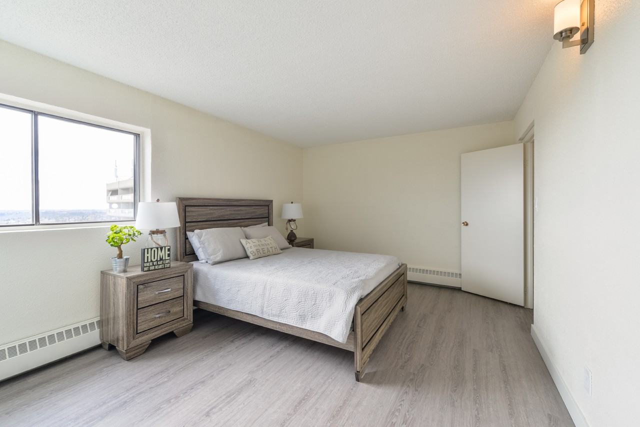 West Edmonton Village - Photo 7 of 30