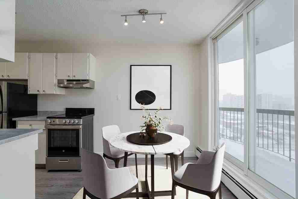 Deville Apartments - Photo 4 of 11