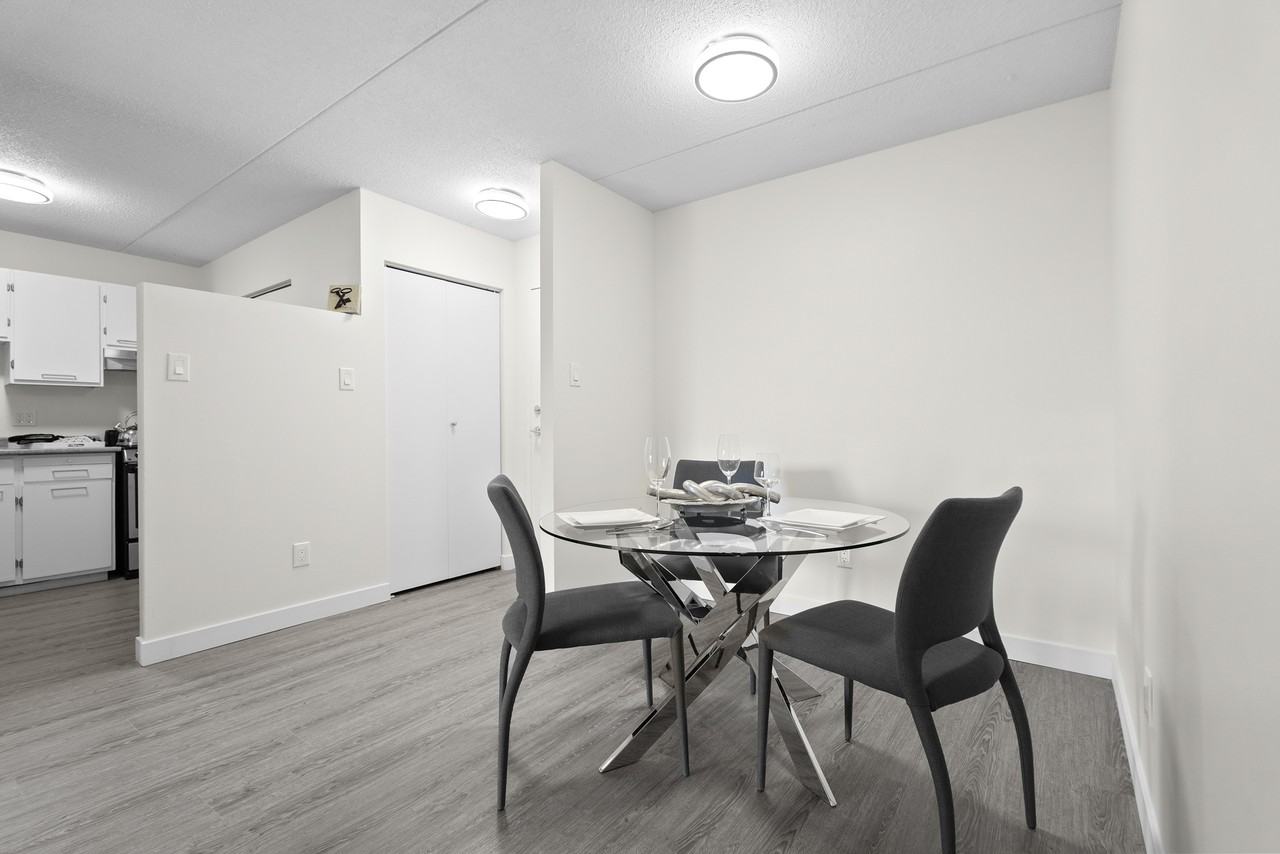 Penthouse Apartments - Photo 7 of 19