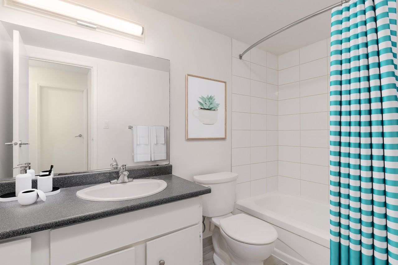 Marlborough Manor - Photo 6 of 10