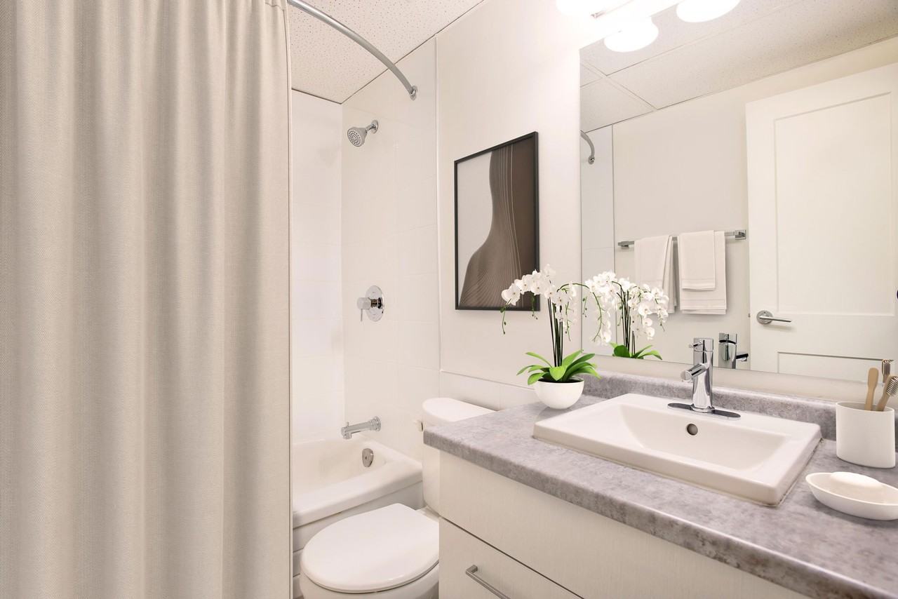 Landmark Towers - Photo 4 of 15