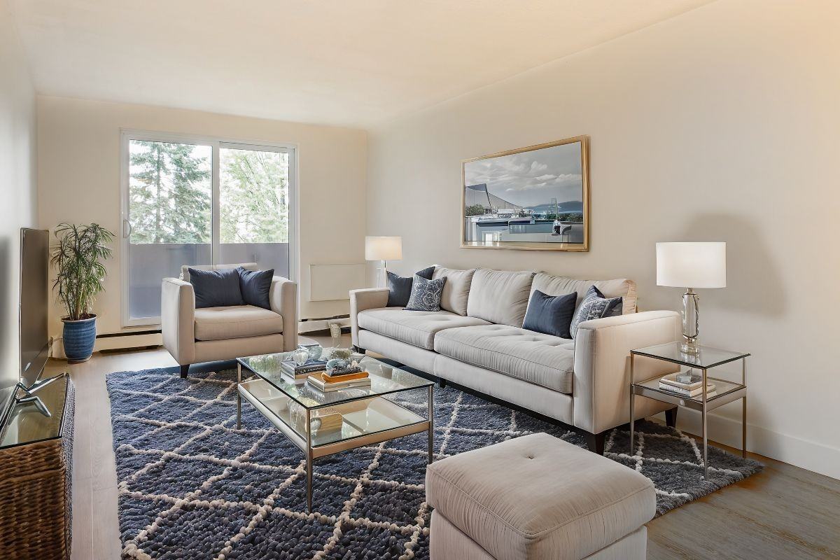 Landmark Towers - Photo 6 of 15