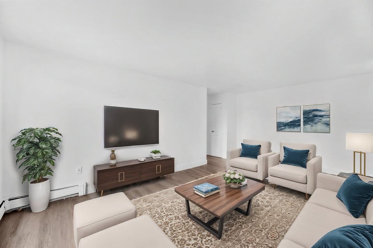 Noel Meadows - Photo 7 of 9