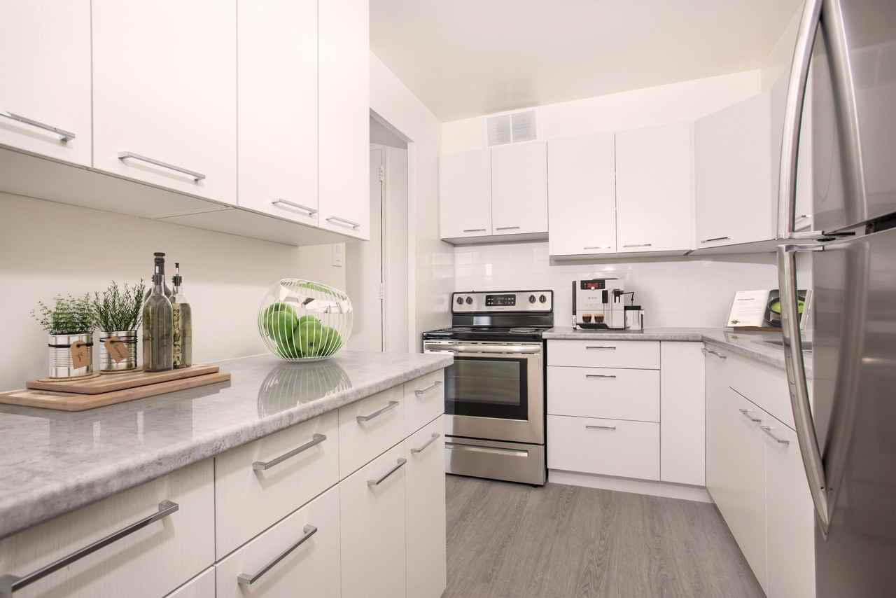 Maple Ridge On The Parc - Photo 3 of 9