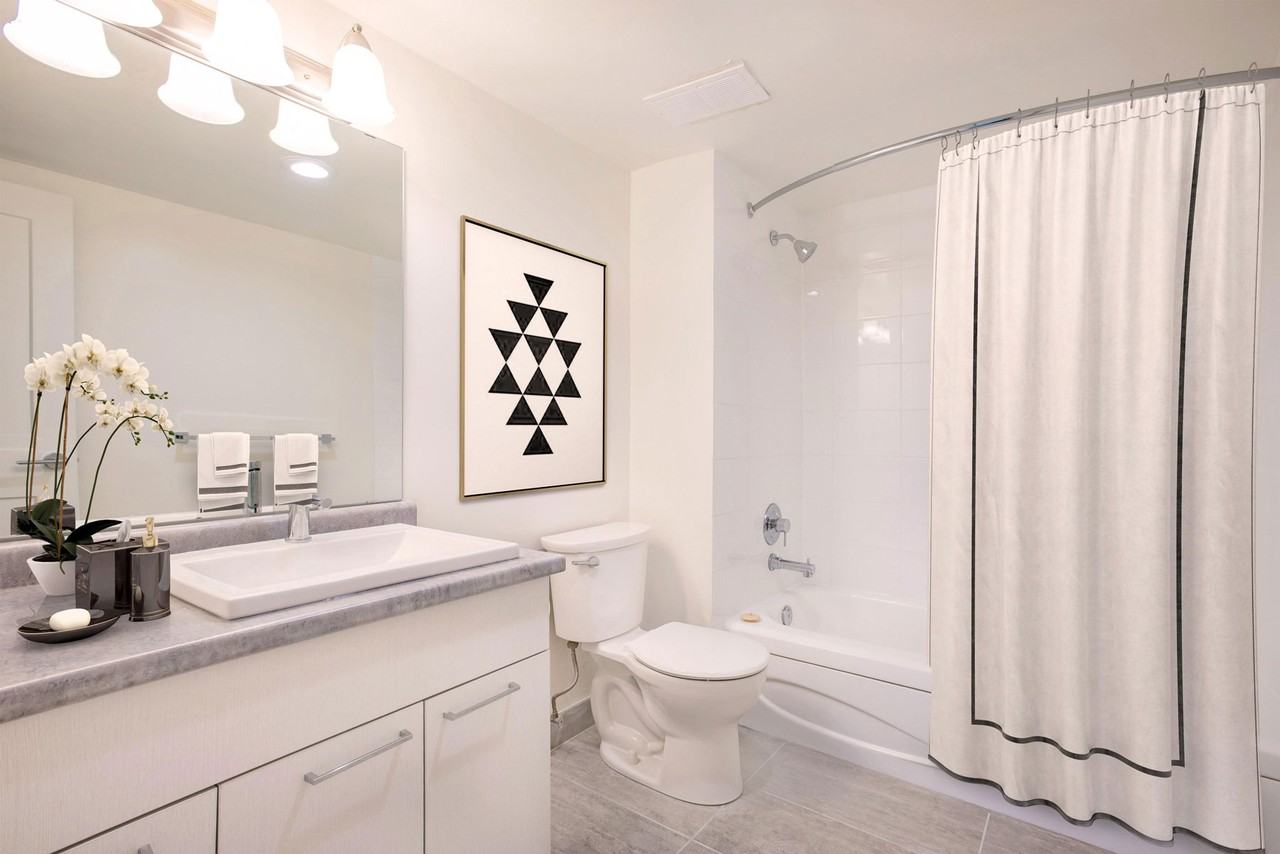 Maple Ridge On The Parc - Photo 5 of 9