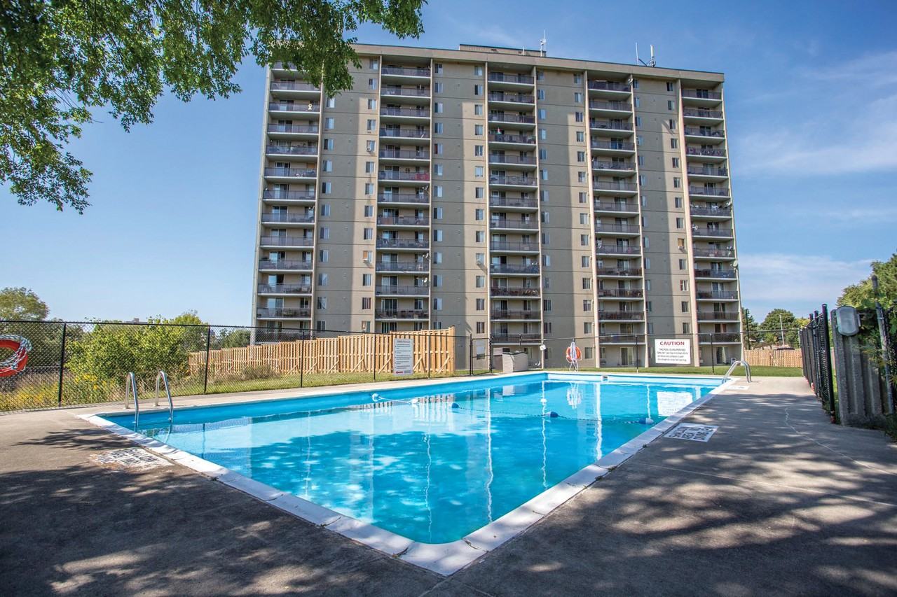 The Bristol - Photo 5 of 6