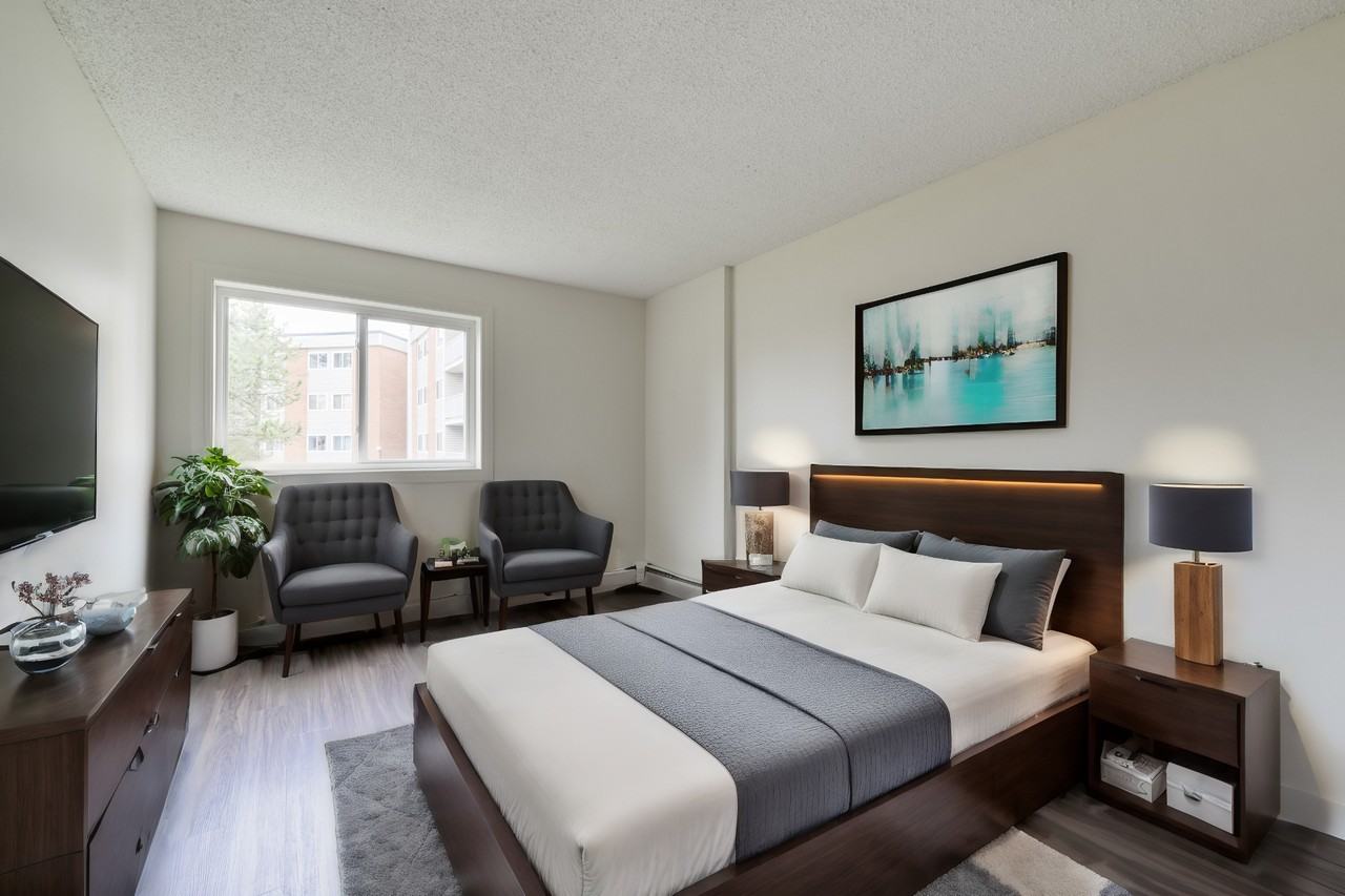 Riverview Plaza - Photo 3 of 11