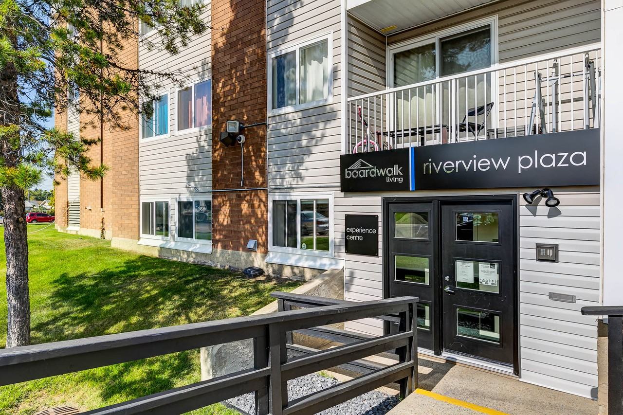 Riverview Plaza - Photo 7 of 11