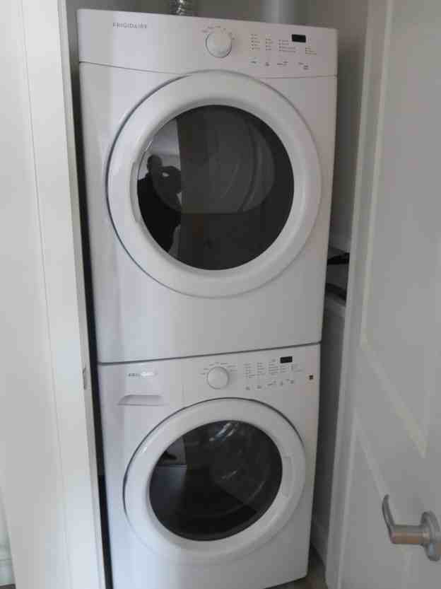 Pines Edge - Photo 7 of 9