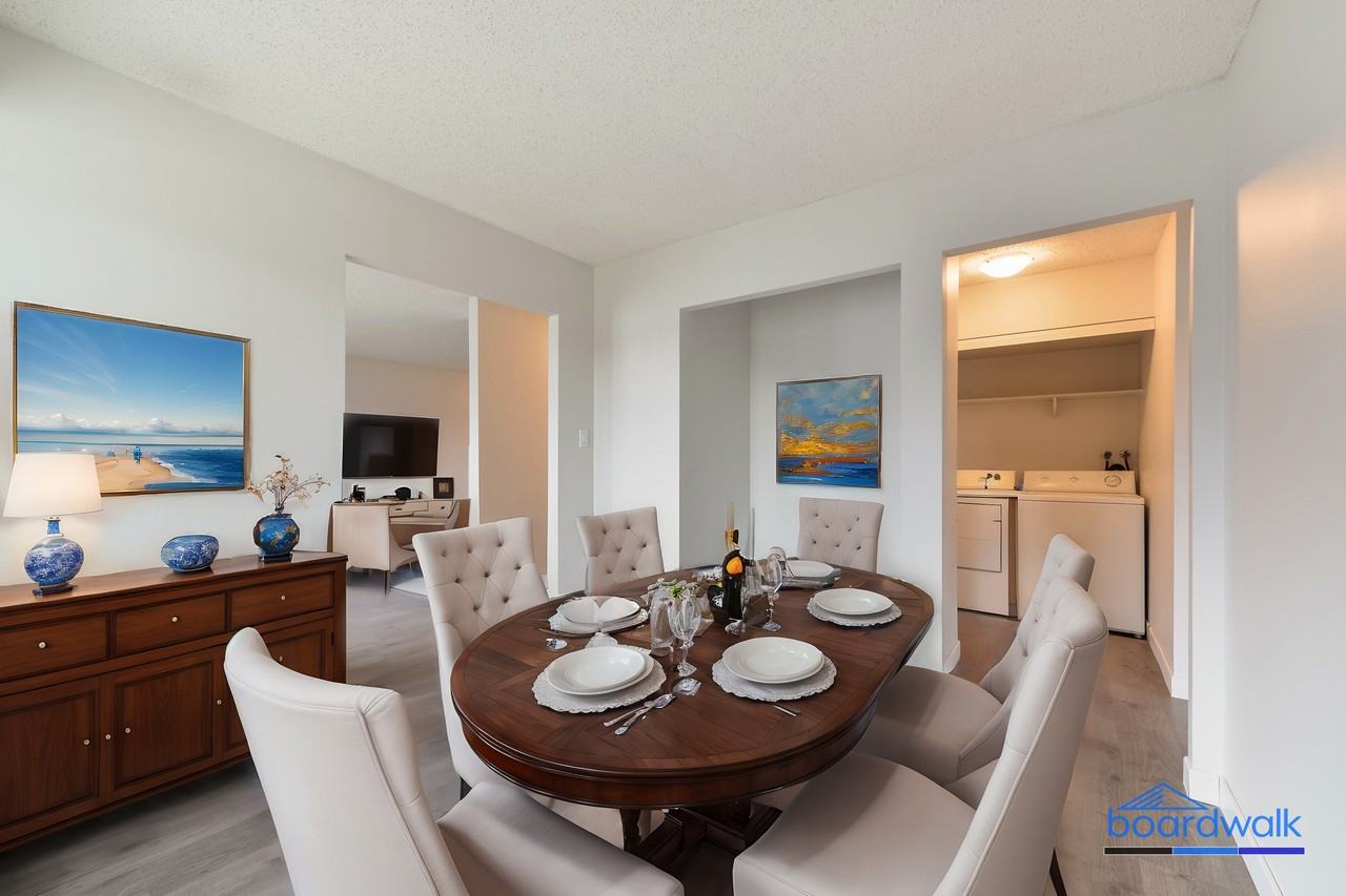 Garden Oaks - Photo 3 of 7