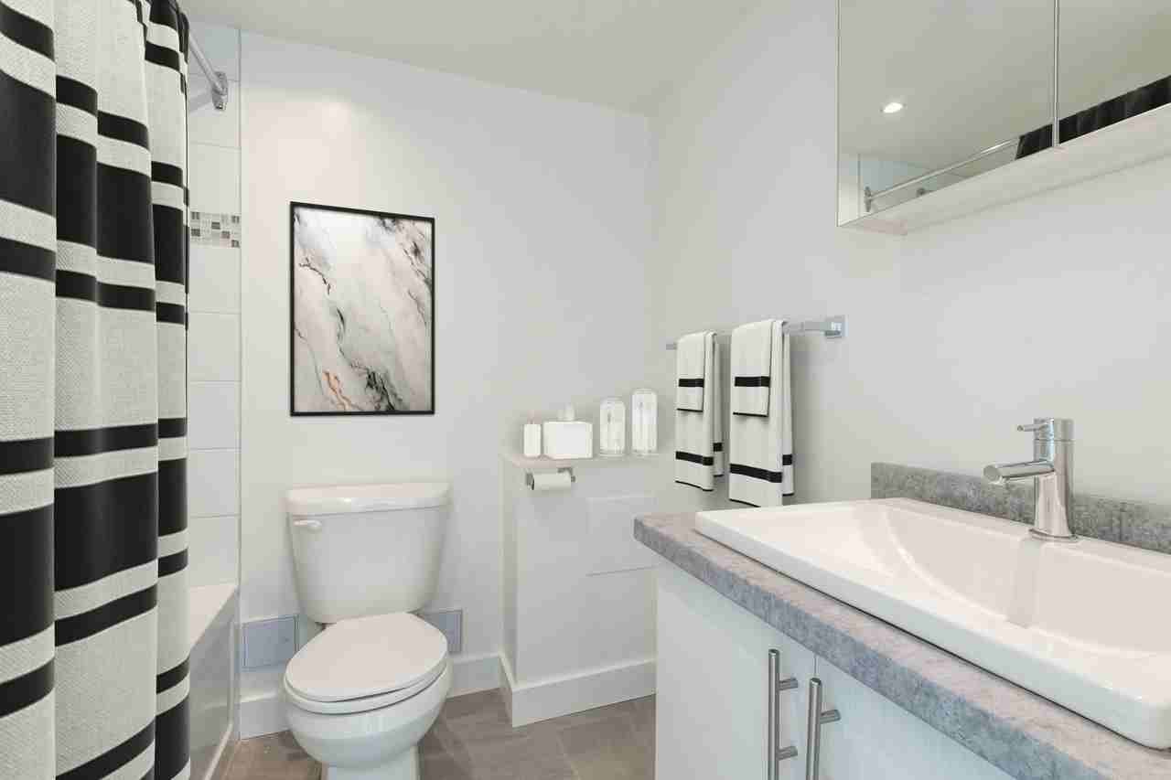 Hi-Rise 1 - Photo 5 of 15