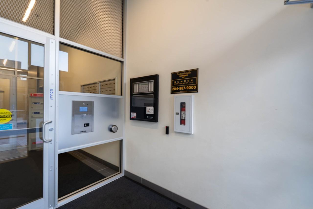 98 Market - Photo 2 of 50