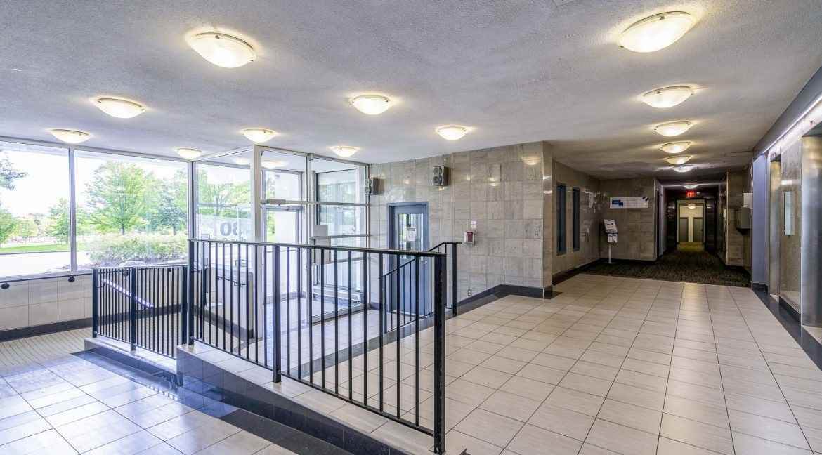 30 Gilder Dr - Photo 4 of 27