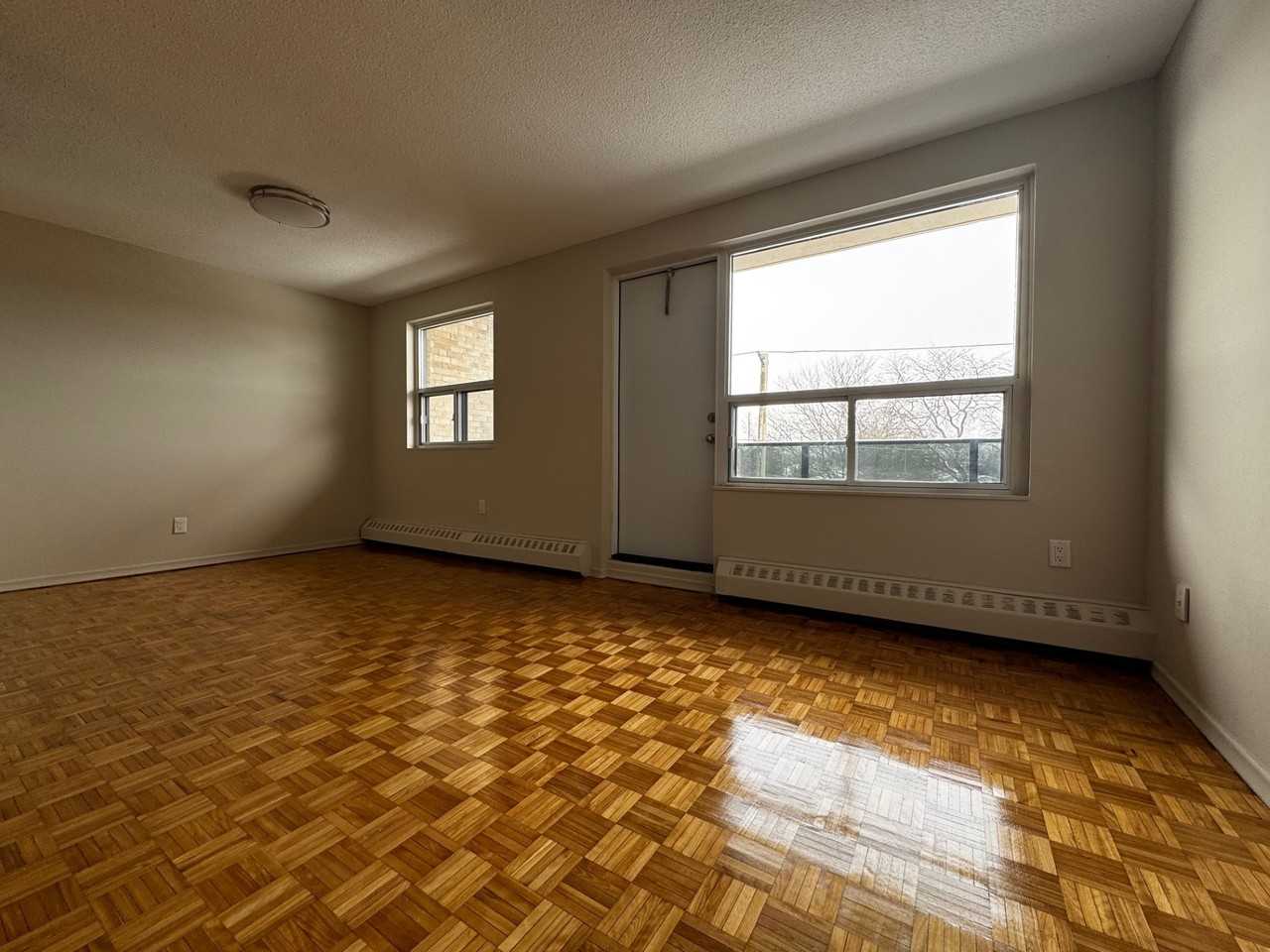 549 - 573 North Service Road - Photo 2 of 19