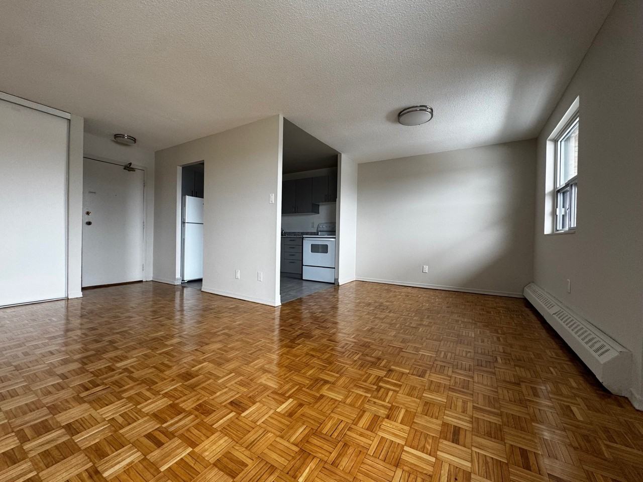 549 - 573 North Service Road - Photo 3 of 19