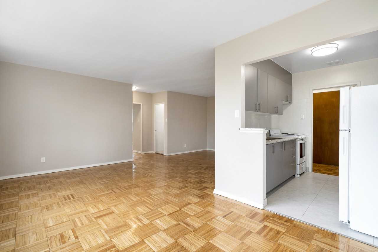 183 Berry Road - Photo 4 of 18