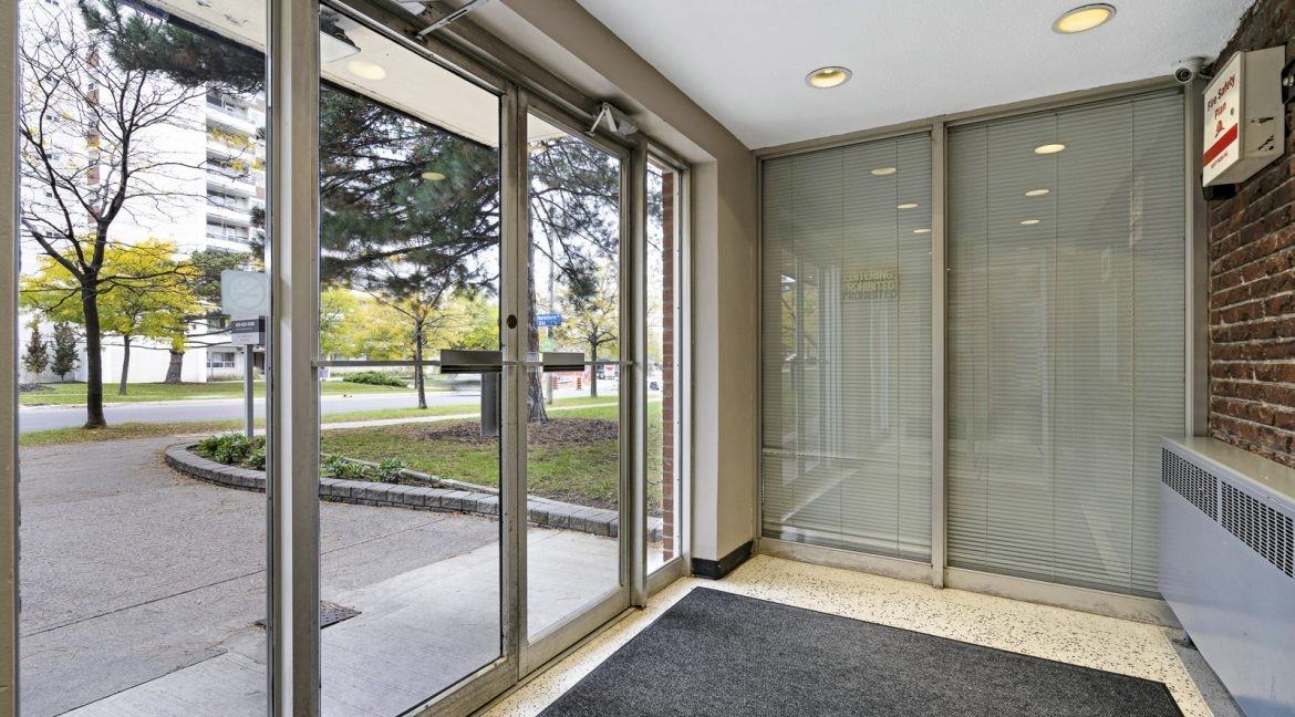 20 Paisley Blvd - Photo 4 of 30