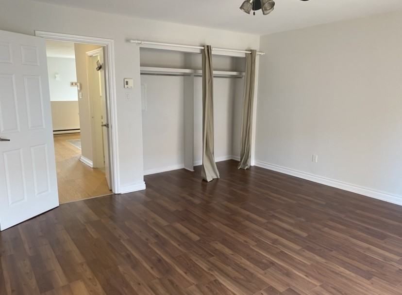 998 Queen Street East - Photo 3 of 12