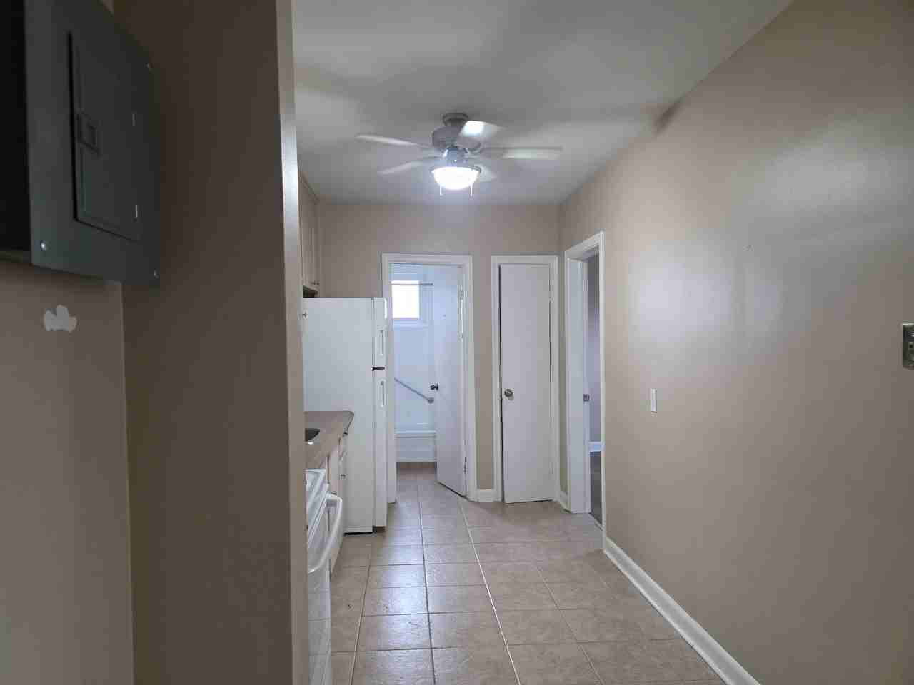 316 Peter St - Photo 3 of 6