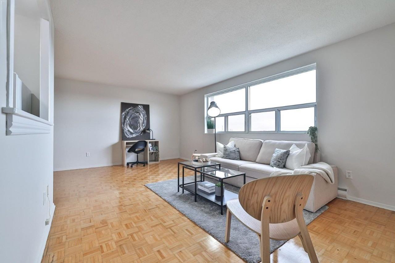 49 Wellington Street - Photo 2 of 28