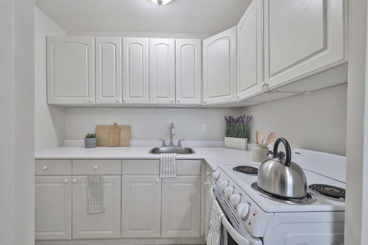 49 Wellington Street - Photo 7 of 28