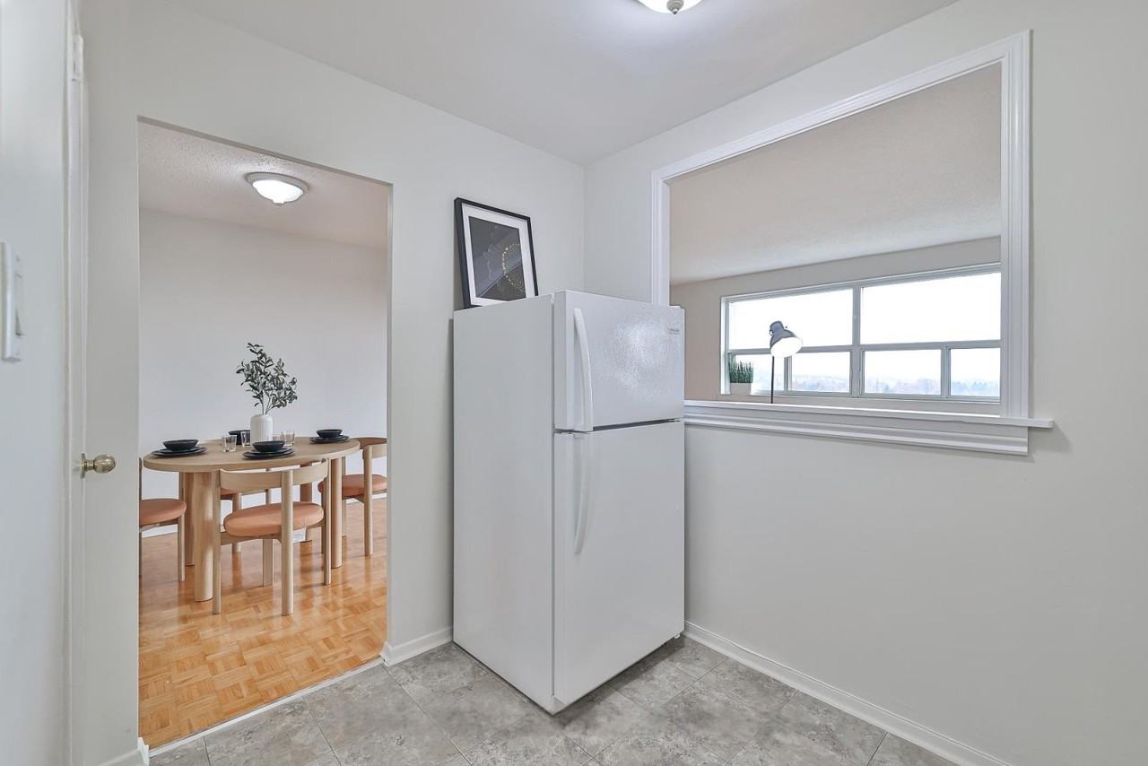 49 Wellington Street - Photo 7 of 22