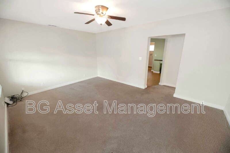 760 Alhambra Rd - Photo 2 of 21