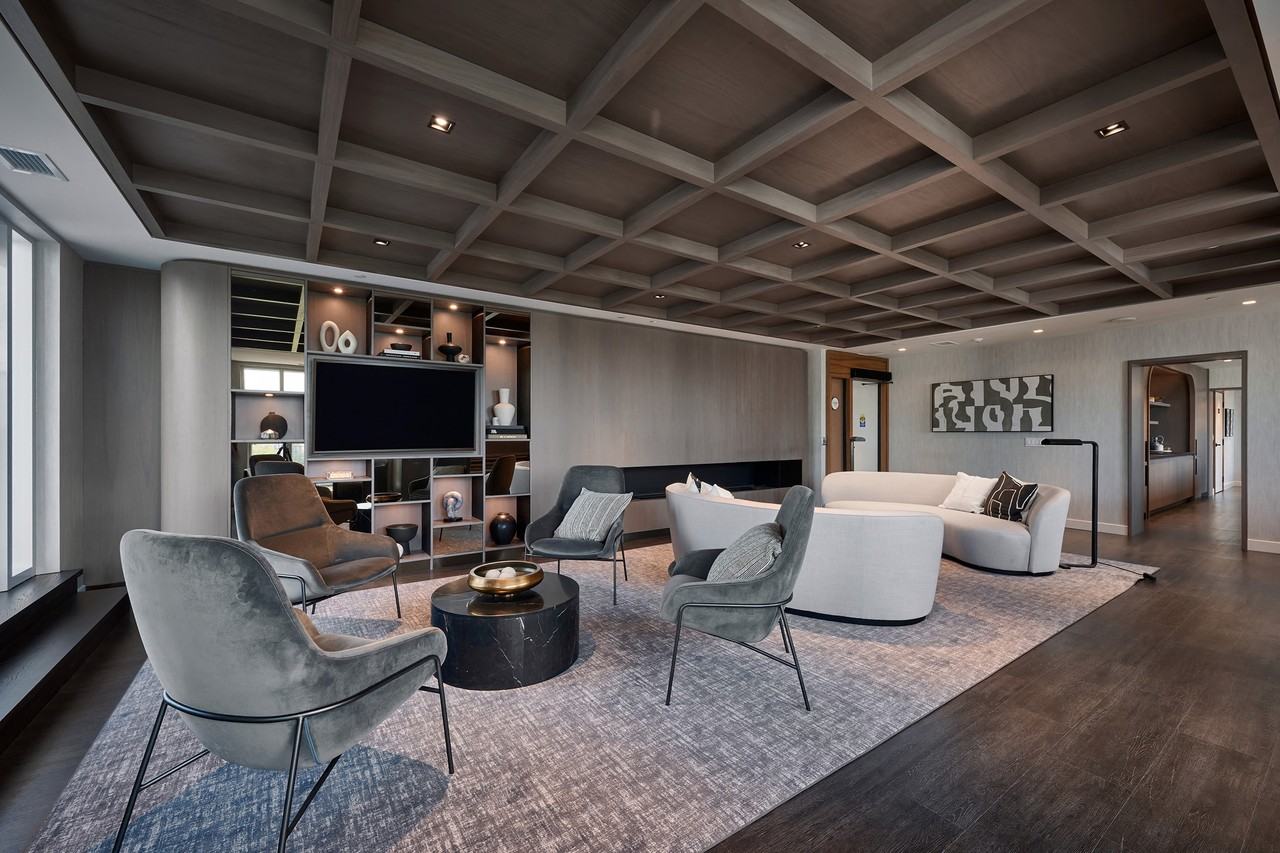 The Charlotte - Photo 7 of 8