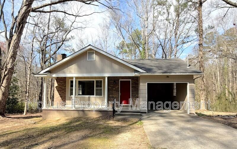 110 Walker Woods Dr - Photo 2 of 21