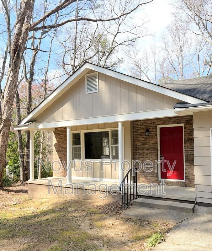 110 Walker Woods Dr - Photo 3 of 21