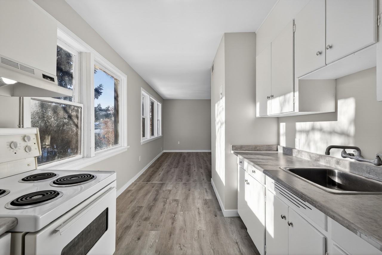 Creekside Apartments - Photo 6 of 16