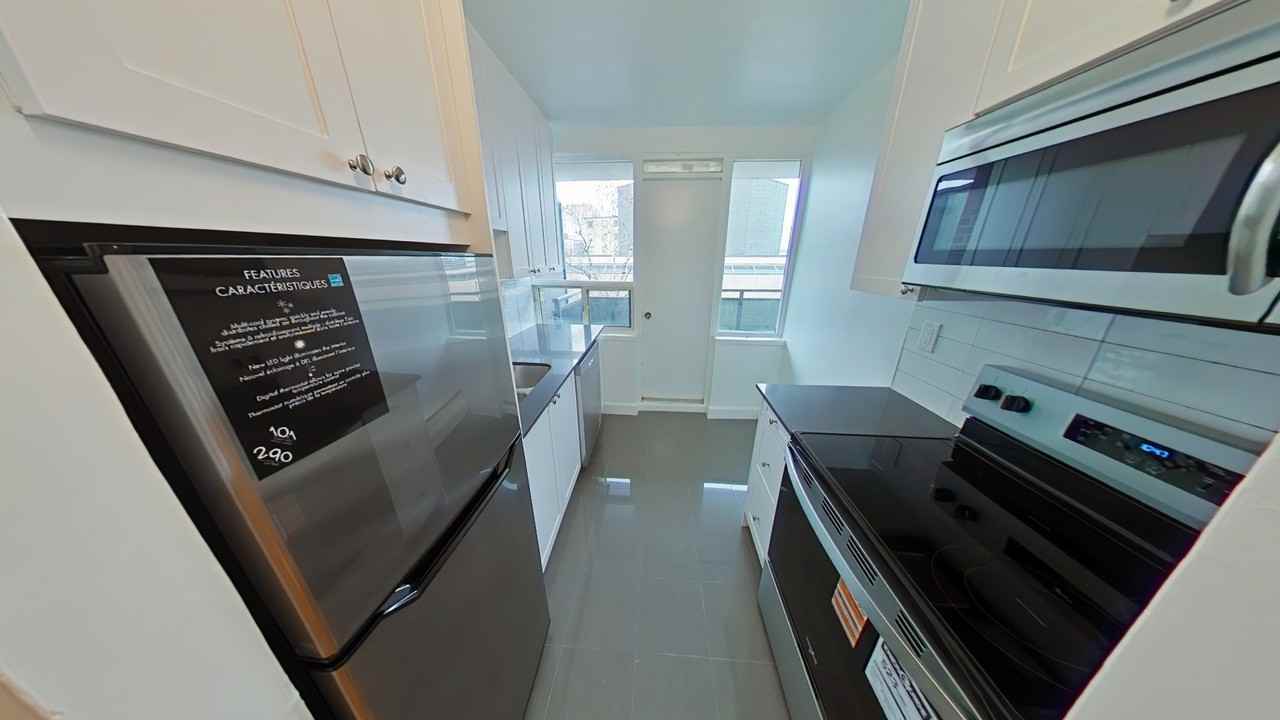 36 Thorncliffe Park Drive - Photo 5 of 19