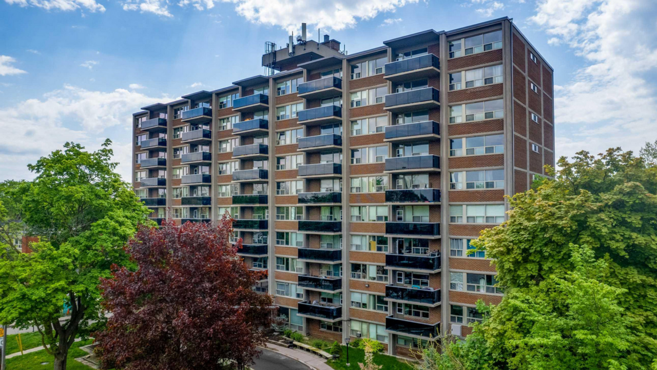 345 Merton Street - Photo 2 of 12