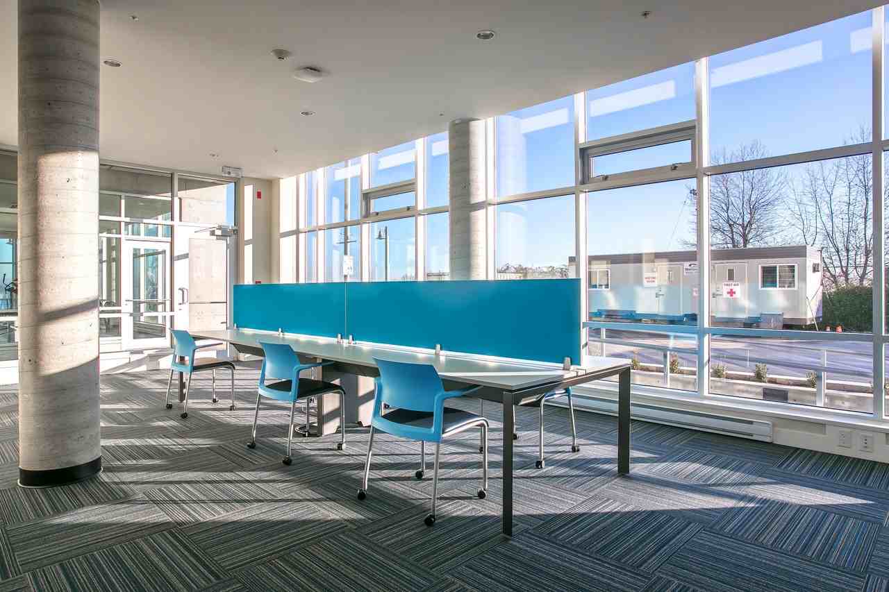 Riverport Flats - R4 - Photo 5 of 20