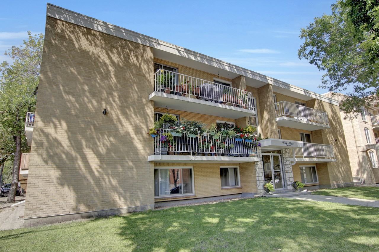 2270 Cornwall St. - Photo 2 of 10