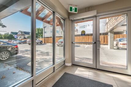 The Chambers Apartments - Photo 6 of 11