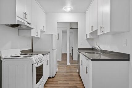 Brunswick Apartments - Photo 7 of 11