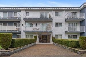 featured image of 2333 Oxford St