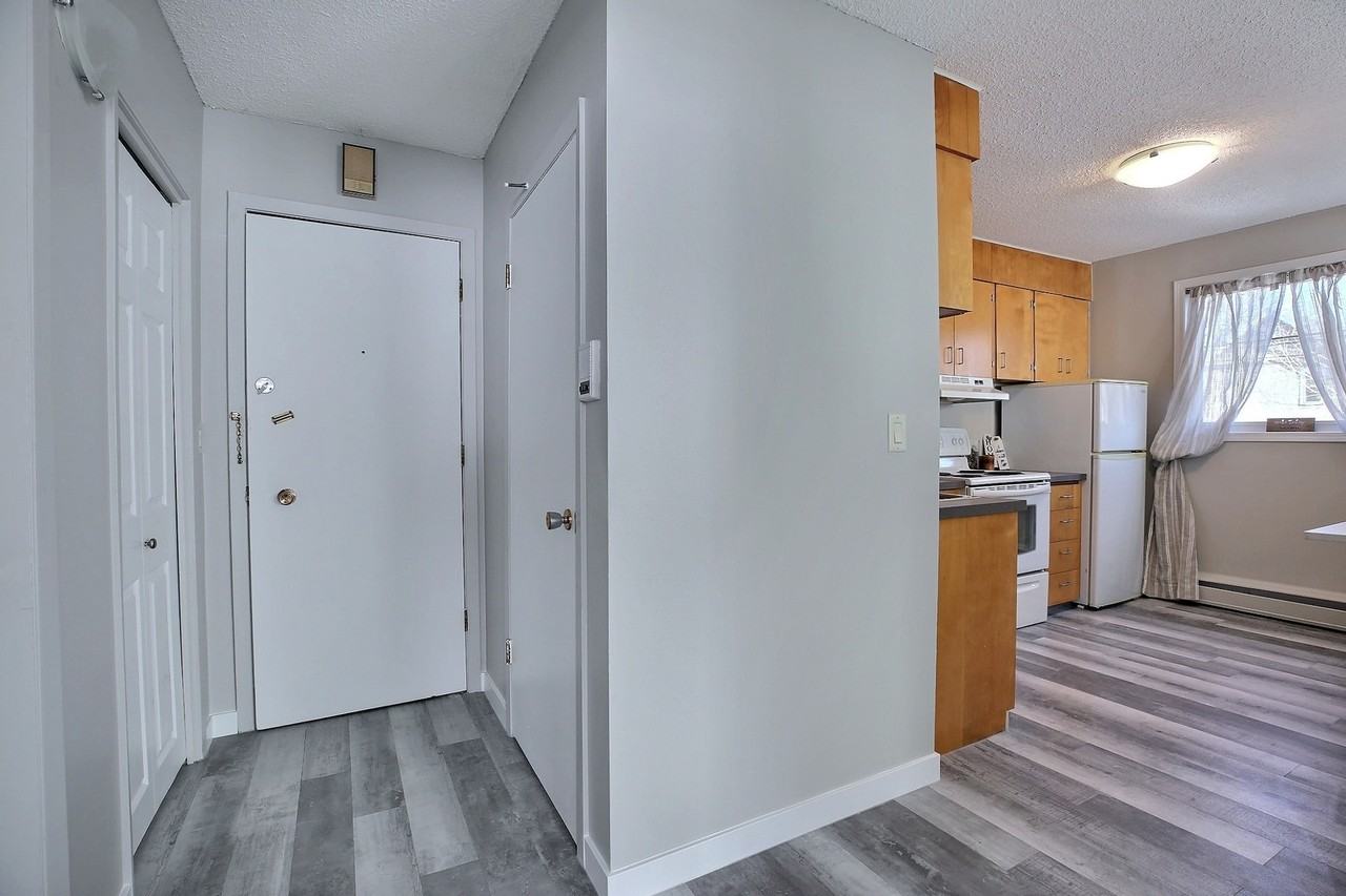 The Lismore - 2305 Broad St - Photo 3 of 16